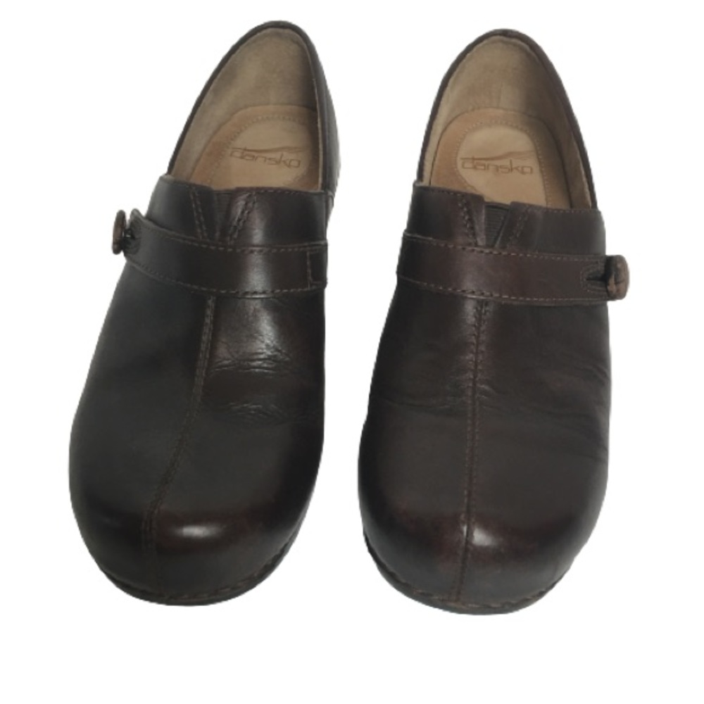 Dansko mule clog Solstice Brown Button Clog Nursing 39